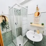 Mara's كاتانيا