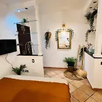 Mara's