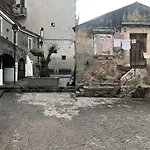 بيت للعطل Mara's *